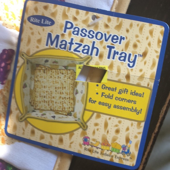 Rite Lite Passover Matzah Tray - Picture 2 of 14